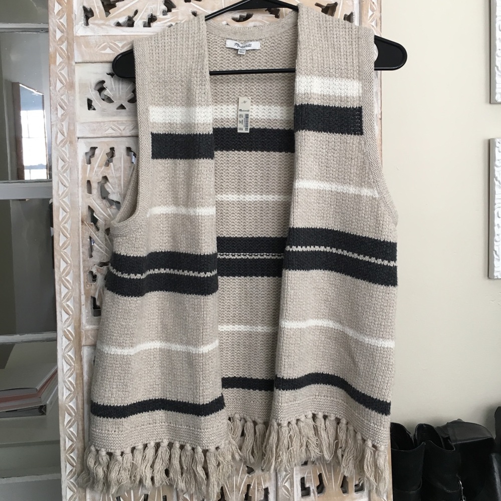 Madewell X/S NWT fringe vest